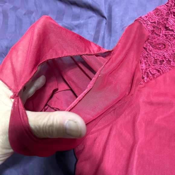 Warehouse one - xxxl- 100% polyester Red Lace Blouse- new or like new - Picture 3 of 9